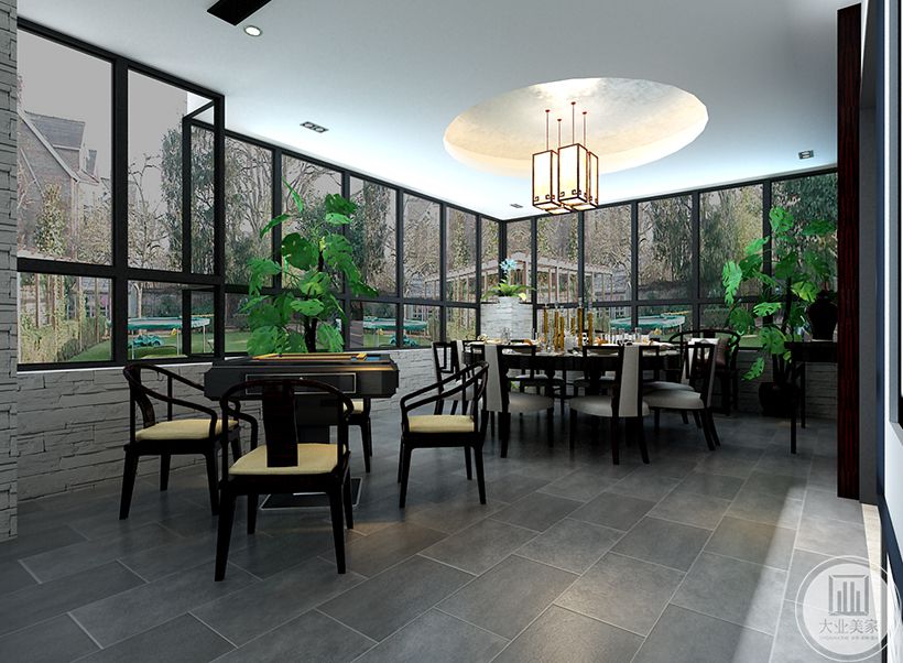 外置的中餐厅，休闲麻将桌，这属于一个环绕式的观景区