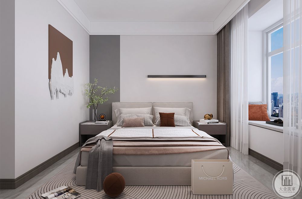 卧室床头灰色与暖色的碰撞，整个空间在视觉上更加明亮开阔起来