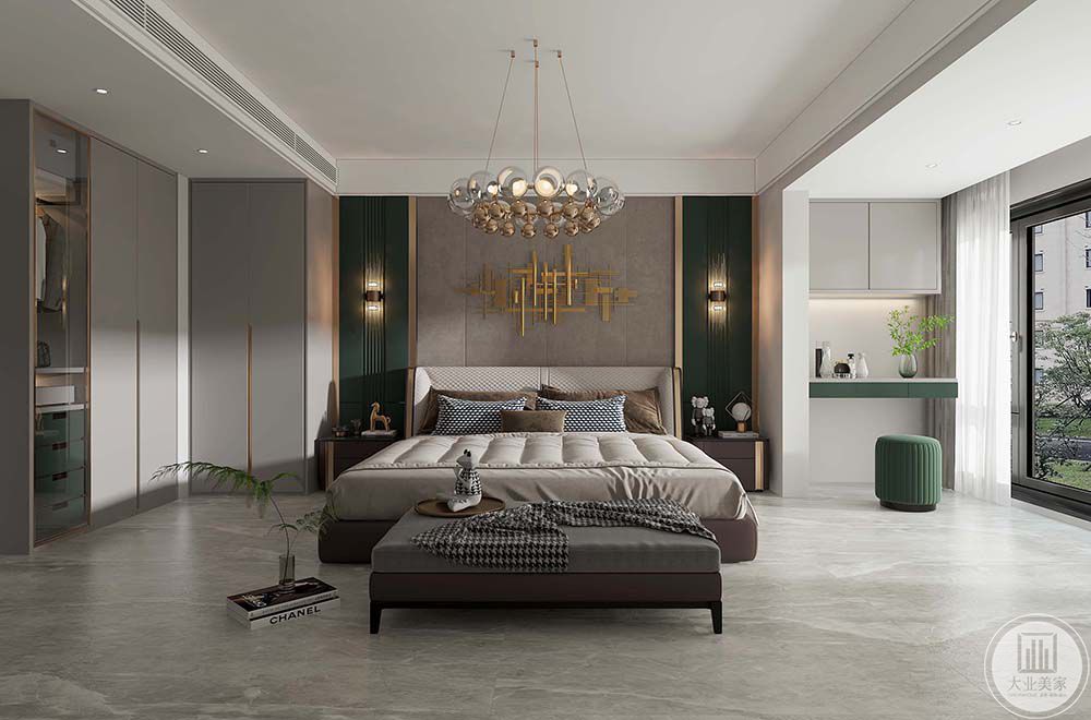 宽敞舒适的大床，配合有质感的软装单品，显得沉静、纤细、无限浪漫的遐想。