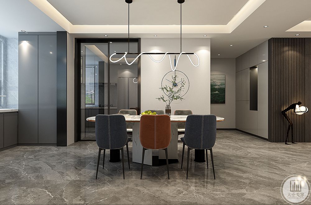 极简吊灯搭配现代大理石餐桌，柜体设计增加层次。