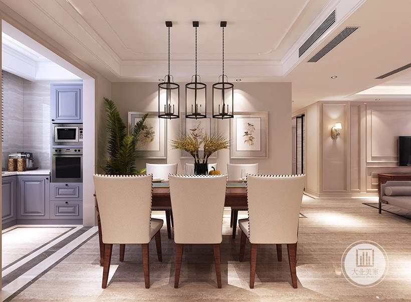 吊灯链条垂直，别致独特，光线打到白色餐椅，提高居室明亮度，给人优雅舒适的感觉，餐桌保留了现代风格韵味，整体看起来有确很有特色。